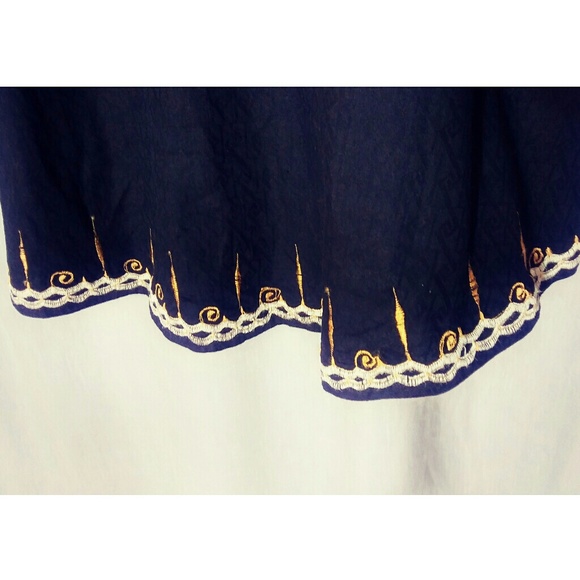 African Black & Gold Embroidered Tunic Top 1X /2X - Picture 5 of 5